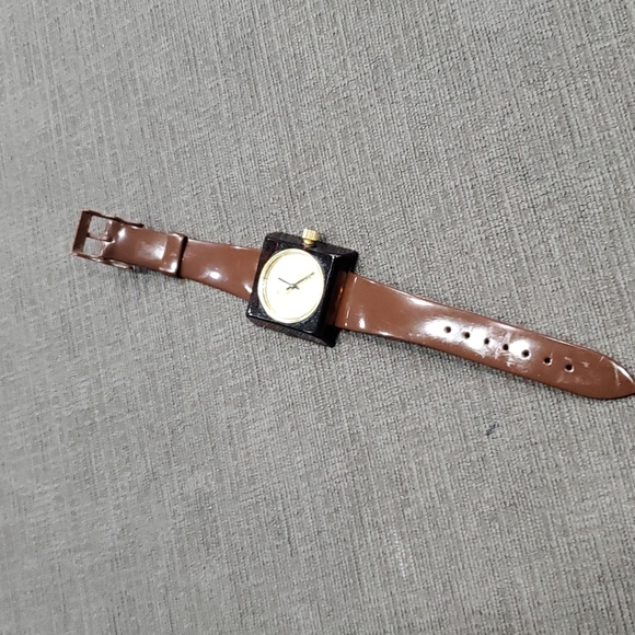 💥50% sale💥Vintage Chateau swiss movement watch #1486 - Picture 1 of 6